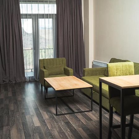 Forest Apartments Hotel ซากาดซอร์ ภายนอก รูปภาพ